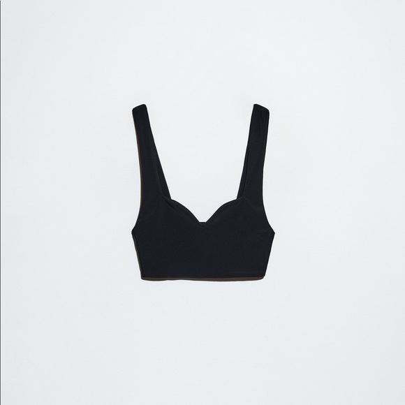 Zara Tops - Zara sweetheart crop top